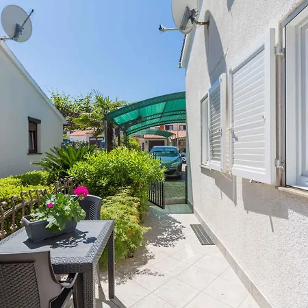 In Porec/istrien 9920 شقة بوريتش